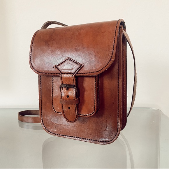 HANDMADE PERUVIAN leather satchel - Picture 7 of 10
